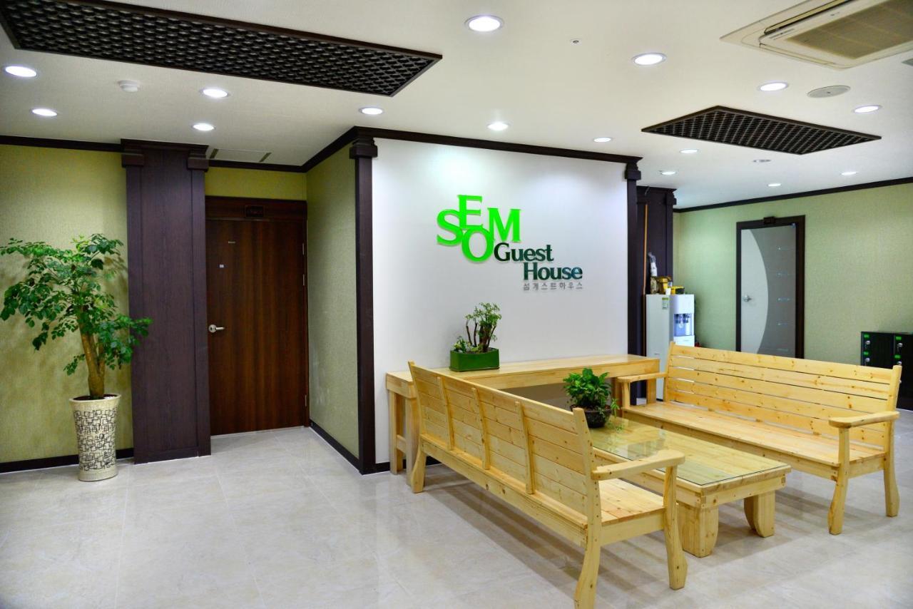 Seom Guesthouse Seogwipo-stad Buitenkant foto